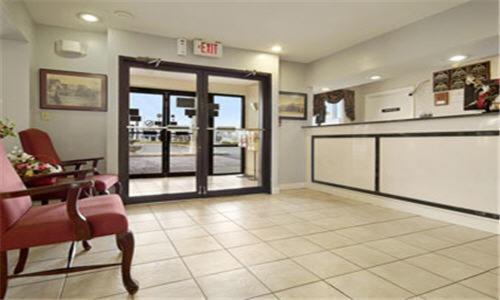 Days Inn By Wyndham Enterprise Interior foto